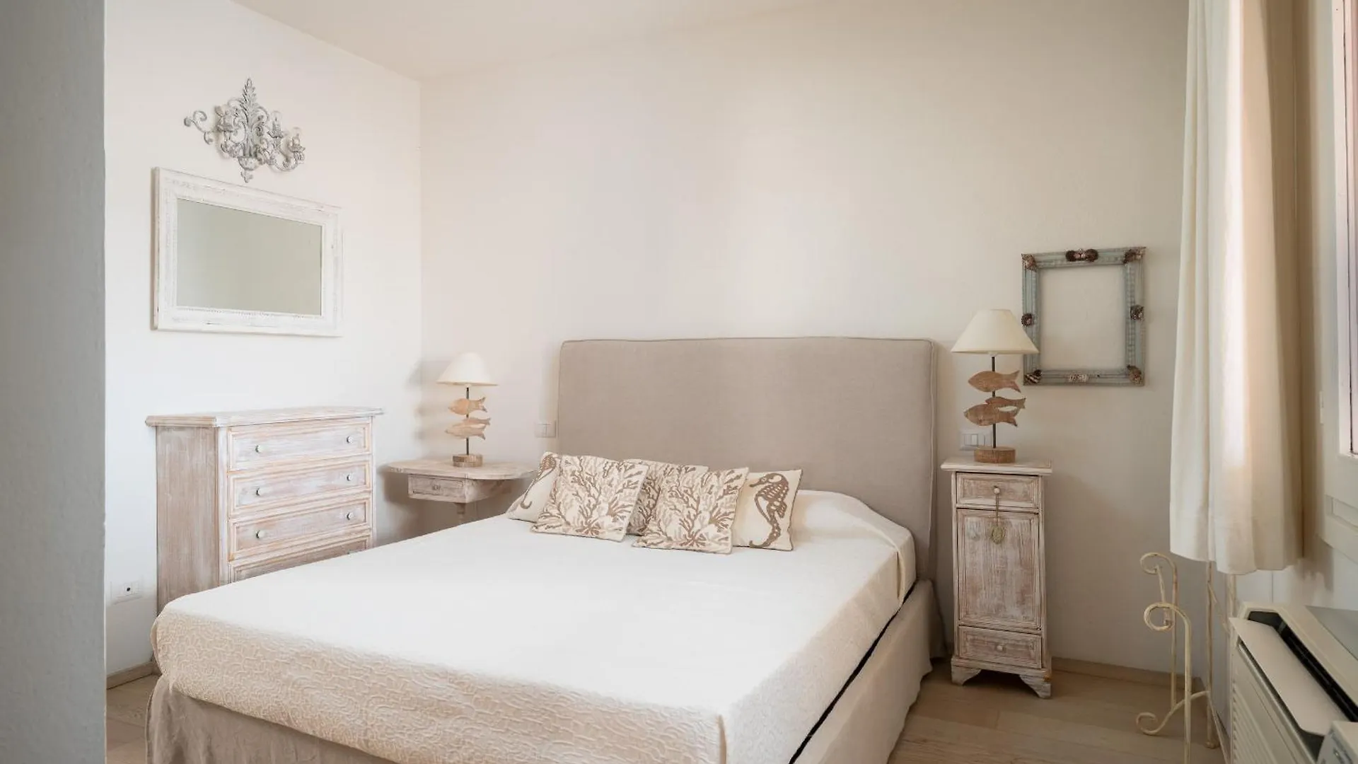 S'Abba Seafront Apartments - Your House In Sardinia Golfo Aranci